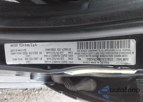 2015 Fiat 500L Lounge z USA, uszkodzony, nr VIN ZFBCFACH8FZ032852